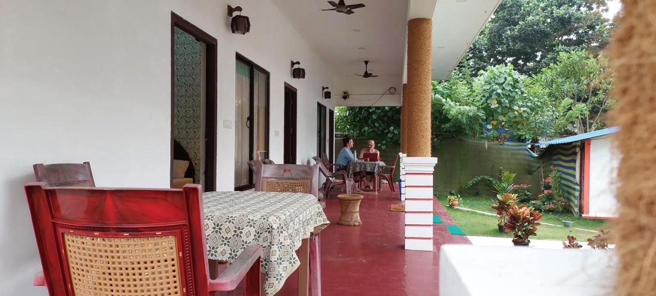 Marari Phoenix Beach Homestay 马拉利库兰 外观 照片