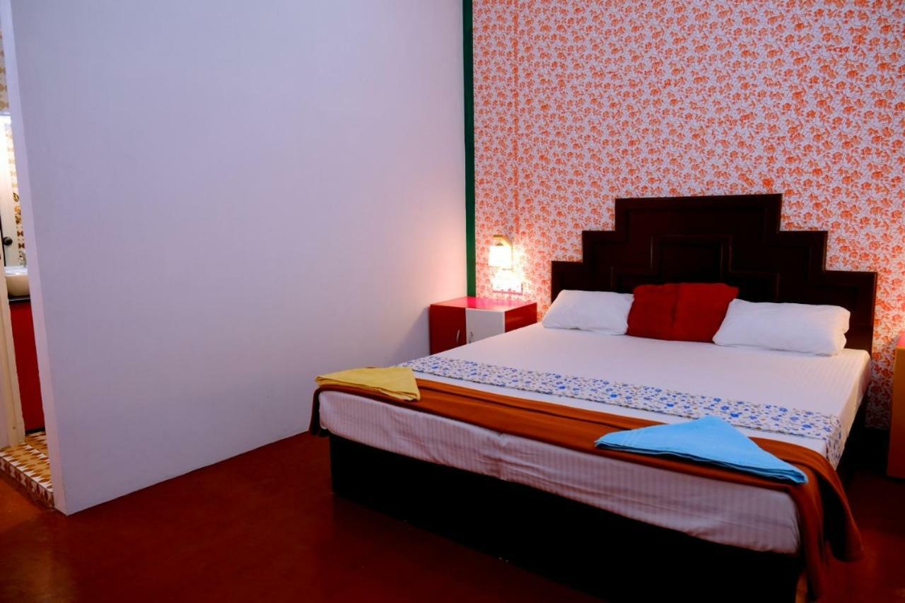 Marari Phoenix Beach Homestay 马拉利库兰 外观 照片